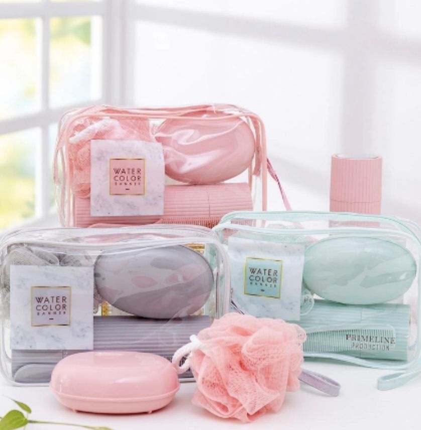 Дорожный набор для путешествий: косметичка, мыльница, мочалка, расческа, для зубной щетки